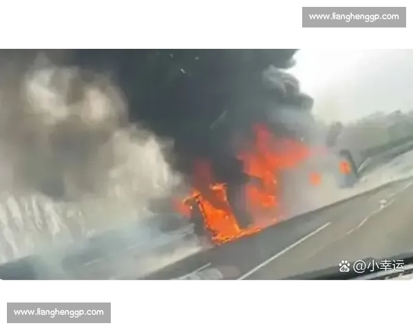 画面突然变黑，比比赛结果还让人心焦，这转播事故能忍